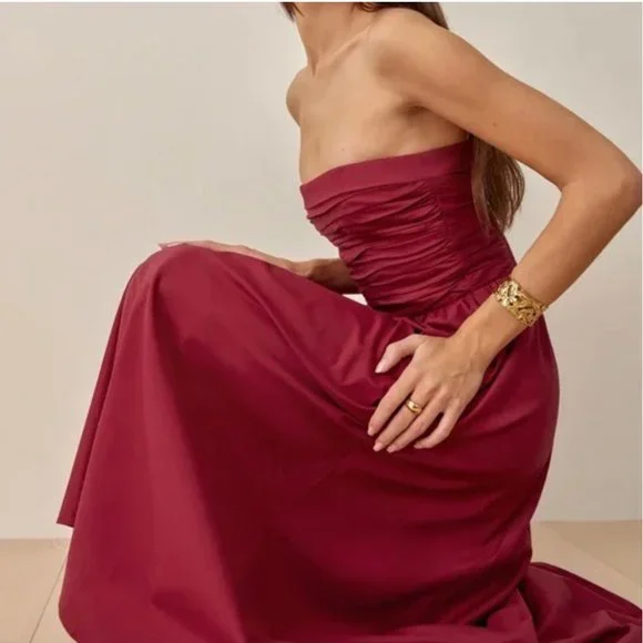 Reformation Lissa Dress - Cherry - Picture 2 of 15